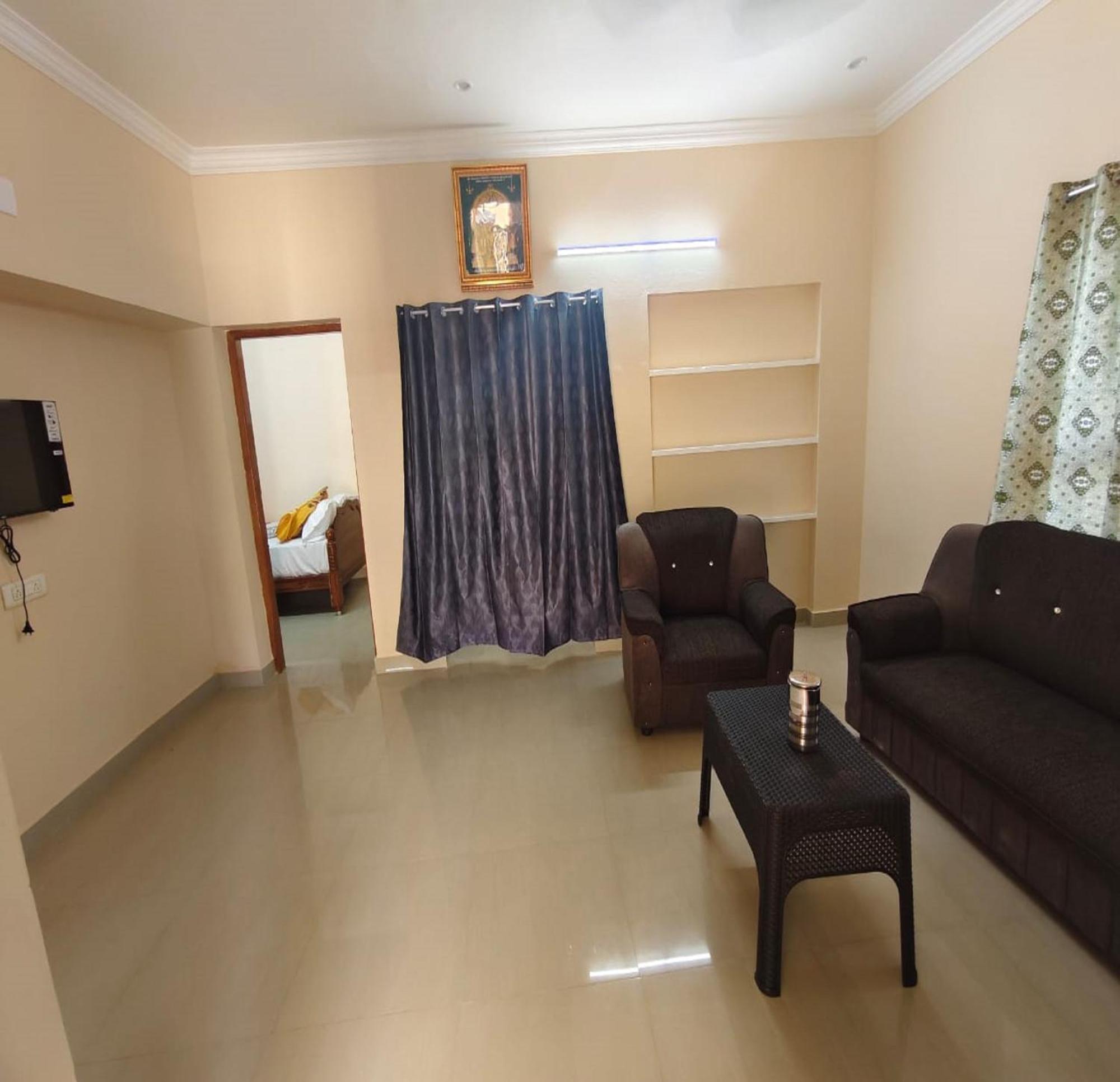 Arumugam Residency Ac Tiruchchendur Ngoại thất bức ảnh