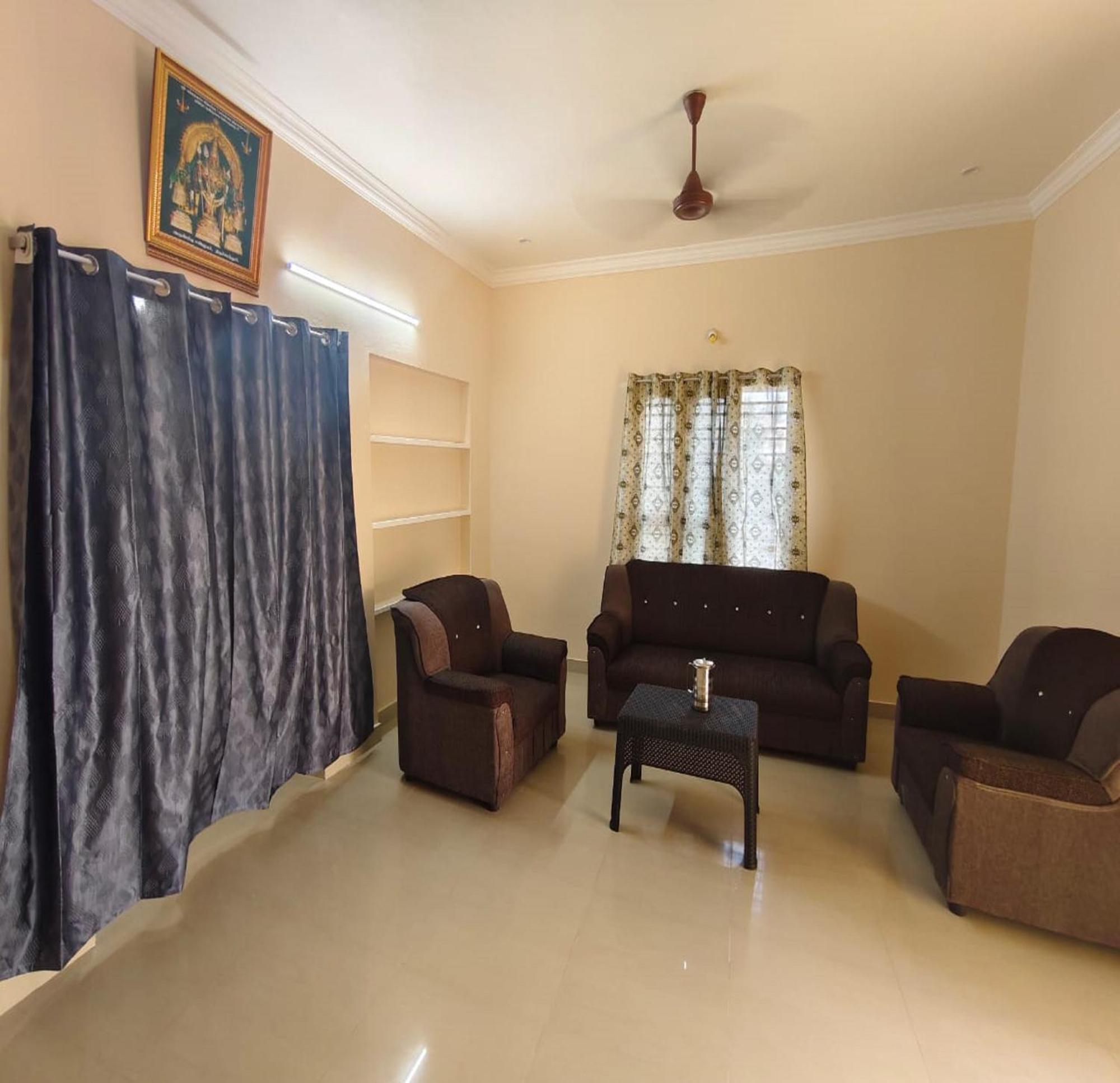 Arumugam Residency Ac Tiruchchendur Ngoại thất bức ảnh